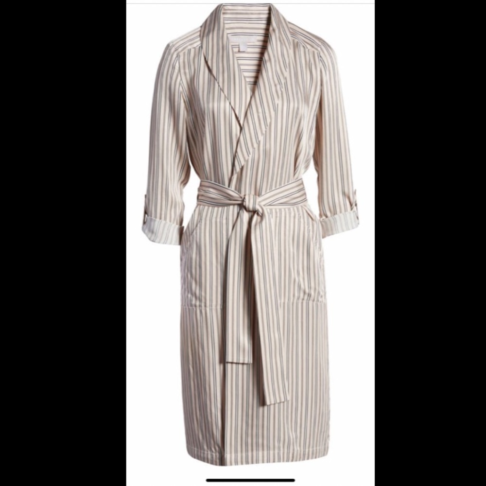 Silk Robe Sweater - Picture 2 of 10